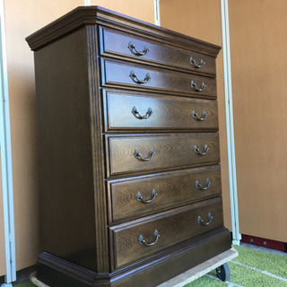 ☆カリモク☆最高級domani☆現行品☆天然木ドロアーチェスト☆定価264000円！