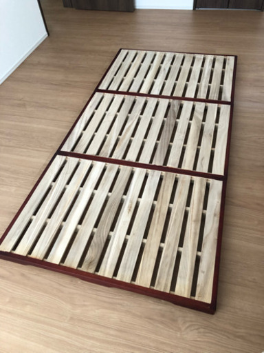 すのこベッド  一つ購入者決まりました。
