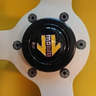 momo ウッドステアリング 32パイ