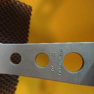 momo ウッドステアリング 32パイ