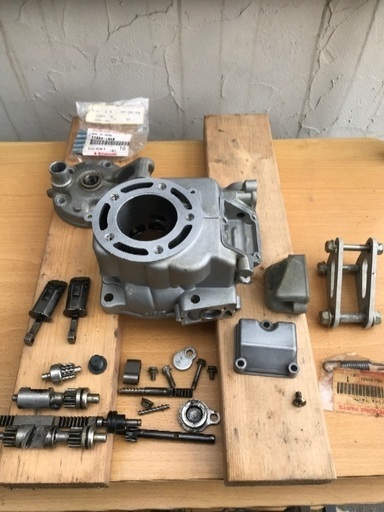 カワサキKX125  96年式 シリンダー カワサキKX125 96年式 シリンダー 96 97 KAWASAKI KX 125 KX125 OEM