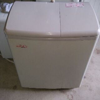 日立　二層式洗濯機　2016