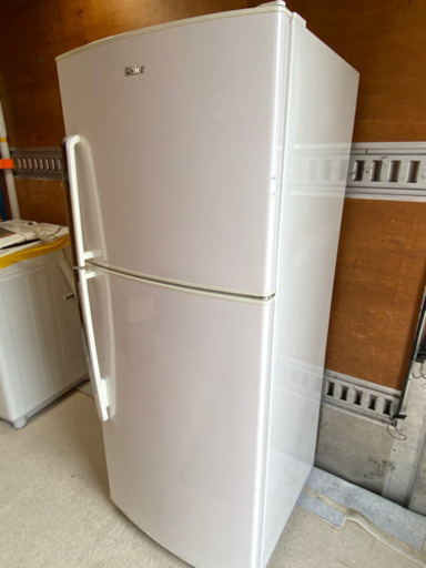 綺麗【　千葉県引取り限定　】ハイアール　Haier 冷凍冷蔵庫232L　JR-NF232A