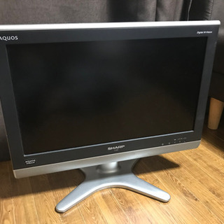 シャープアクオス　20型テレビ