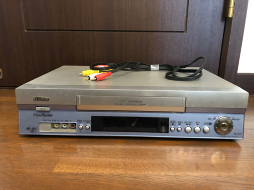 ＶＨSビデオデッキ（動作確認）＋愛という名のもとに1〜4巻付❗️