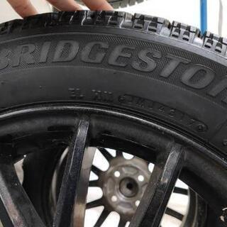 ブリヂストン BLIZZAK  スタッドレスタイヤ