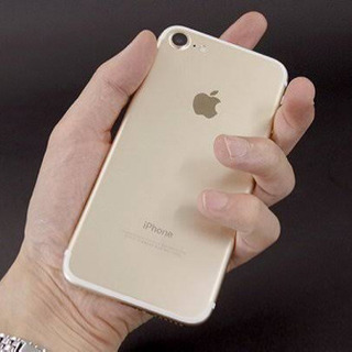 iPhone 7 ローズゴールド SIMフリー セール中！