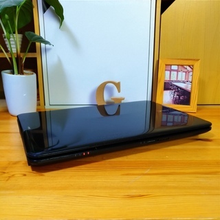 corei5メモリ8Gの超高性能Lavie♪ ブルーレイ対応☆ 高級感のある 