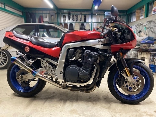 GSX-R1100W