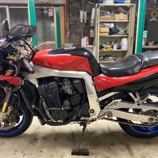 GSX-R1100W