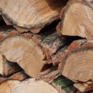 ☆広葉樹ナラ乾燥薪1000キロ☆