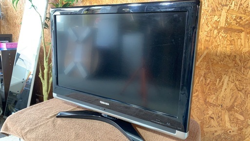 東芝３２インチ　液晶テレビ