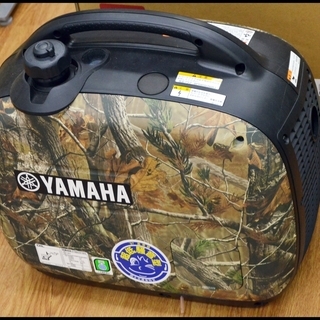 中古美品 ヤマハ EF1600iSC インバータ発電機 EF1600iS カモフラージュバージョン