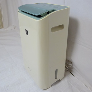 週ンラグ得 シャープ プラズマクラスター衣類乾燥除湿機 CV-DF100-W