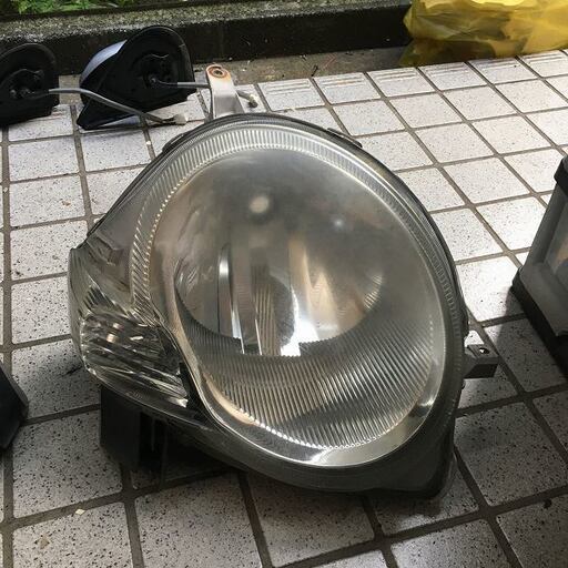 Ncp81 シエンタ ヘッド ランプ レンズ ライト Koito 52 123 ハロゲン 右 純正ヘッドライト アルト 大和のパーツの中古あげます 譲ります ジモティーで不用品の処分