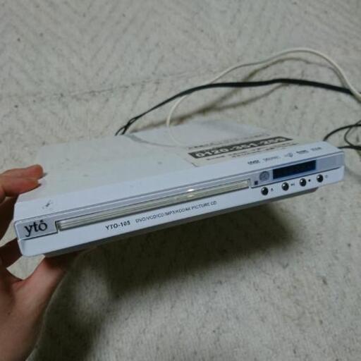 DVD プレーヤー
