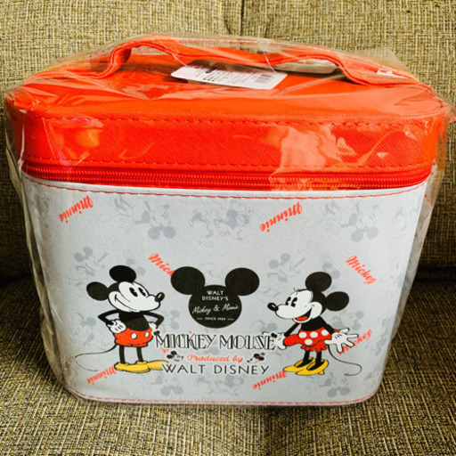 ディズニー　ミッキー＆ミニー　化粧バッグ