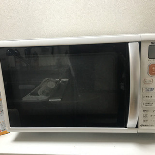 冷蔵庫　レンジ　アイロン台　お掃除ロボット　加湿器