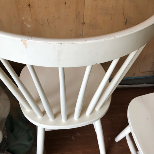 ニトリ 白いイス 2脚 のぶ センター北の椅子の中古あげます 譲ります ジモティーで不用品の処分 ニトリ 白いイス 2脚 のぶ センター北の椅子の中古あげます 譲ります ジモティーで不用品の処分