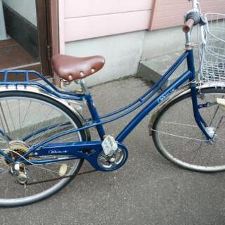 札幌市内配達無料。中古27インチ紺色！