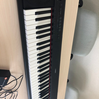 美品！ヤマハ piaggero NP-12 2017年製 黒 61鍵 ケース＆ペダルつけ