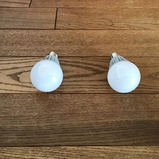 LED電球2個　E17口金　電球色　未使用