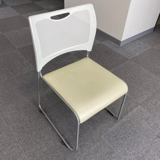 椅子　チェア　白　オフィス使用