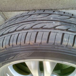 ﾀﾞﾝﾛｯﾌﾟﾀｲﾔ165-55-R14 ｱﾙﾐﾎｲﾙ　締め付けﾅｯﾄ付き　4本ｾｯﾄ　格安品