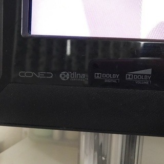 液晶42型TV &テレビ台差し上げます‼️