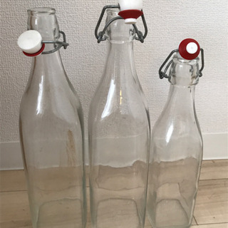 ガラス瓶　4本　引き取り限定　無料