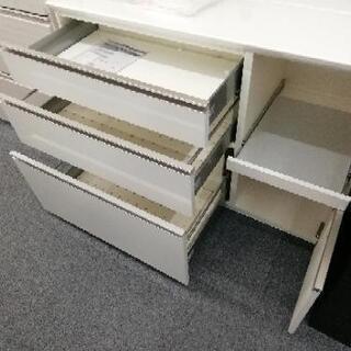 1275 パモウナ キッチンボード