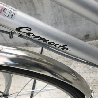 comodo 26インチ ノーパンクタイヤ 内装3段 自転車 シティサイクル
