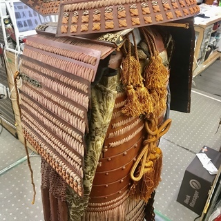 巴紋赤備え 等身大鎧