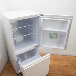 配達設置無料！少し大きめ157L 冷蔵庫 ホワイトカラー KL26