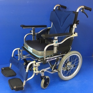 介助式車いす 多機能型モジュールタイプ　KZ16-42SL カワ...