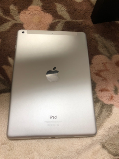 中古 Softbank iPad Air 16GB Wi-Fi+Cellular シルバー MD794J/A 判定○