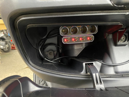 売却済 バイク スズキ スカイウェイブSS CJ43 マフラー、LED社外