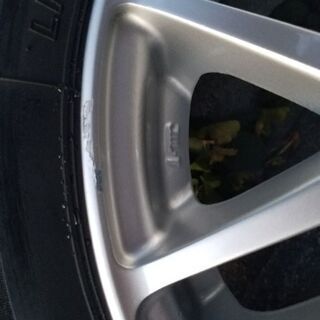 【お買い上げありがとうございました。】軽トラ、軽バンに！上げトラ、上げバンにも！145R-13  6pr　アルミ付き