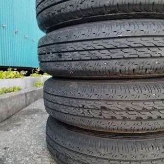 【お買い上げありがとうございました。】軽トラ、軽バンに！上げトラ、上げバンにも！145R-13  6pr　アルミ付き