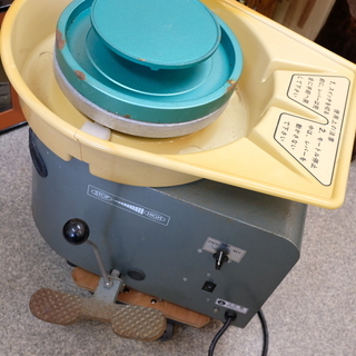 動作品 RK-88B形 日本電産シンポ SHINPO 電動 陶芸ろくろ 100V 40キロ程 