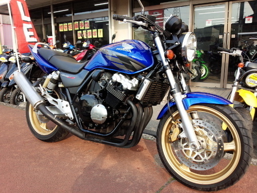 NO.3206　ＣＢ４００ＳＦＶ ＳＰＥＣⅢ　水冷４サイクル１６バルブ４気筒エンジン　メタリックブルー　☆彡