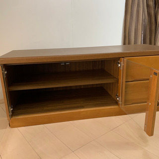 サイズ未記入✨インテリアハウス✨《リビングに安心を》木のテレビボード(*˘ ˘*)🚚無料配送🚚≡
