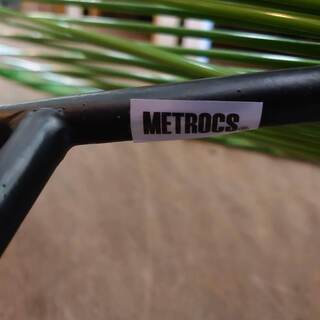 (商談中)G【店舗同時販売中】モデルルーム展示品　METROCS/メトロクス アカプルコチェア　廃盤カラー：グリーン