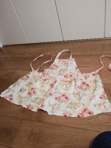 Laura Ashleyローラアシュレイ子供用エプロン Diy勉強したい あざみ野のキッズ 用品 子供用ファッション小物 の中古あげます 譲ります ジモティーで不用品の処分