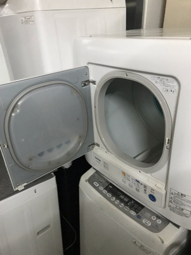 乾燥機  TOSHIBA 2016年