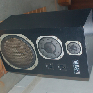 YAMAHA　ヤマハ NS-1000M スピーカー　（付属のカタログ価格238,000円） （引き取り限定）ビンテージ、昭和レトロ