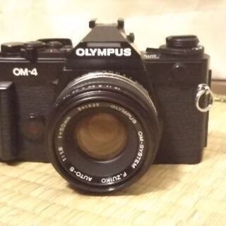 【レンズ·カメラケース込み】高性能美品　Olympus OM4
