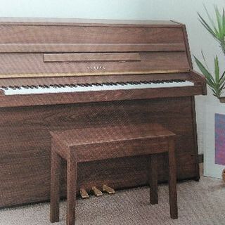 可愛らしいヤマハコンパクトピアノ。LU101　108c　売約済になりました。納品完了です。