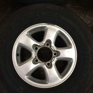 【BS DUELER H/L 275/70R16】夏タイヤ 4本【トヨタ ランクル100 純正ホイール 16インチ 8J5HPCD150+60】2015年製　(VTP88) クレジットカード QR決済可能