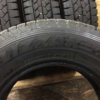 BS BLIZZAK VL1 195/80R15 107/105L LT 15インチ スタッドレス 4本 2014年製 バリ溝 ハイエース キャラバン等　(TD312) クレジットカード QR決済可能